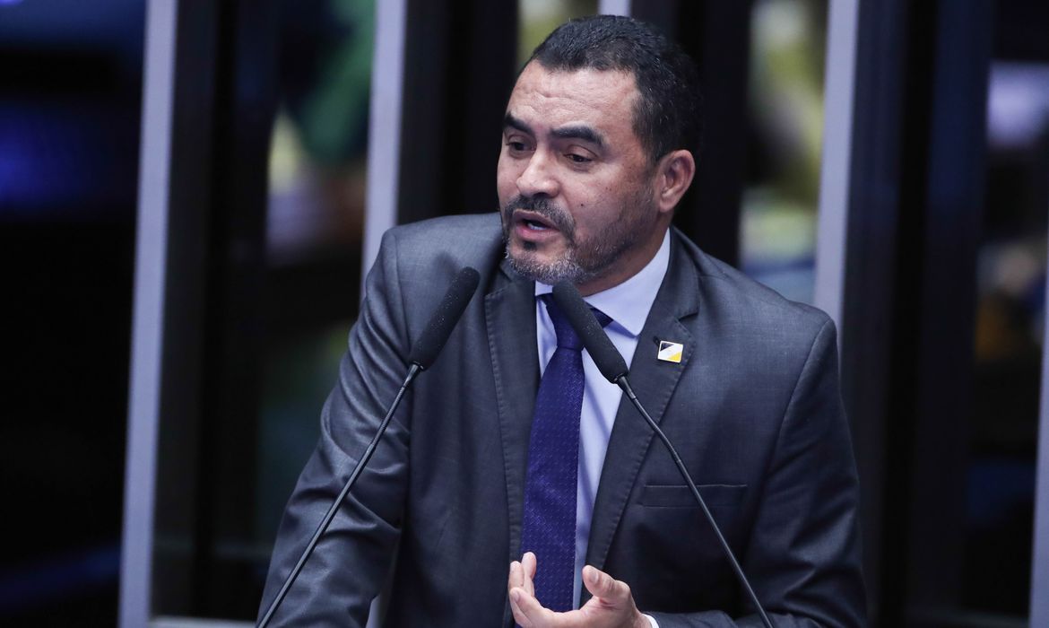 STJ determinou que Wanderley Barbosa deixe função por seis meses. Foto: Bruno Spada/Câmara dos Deputados