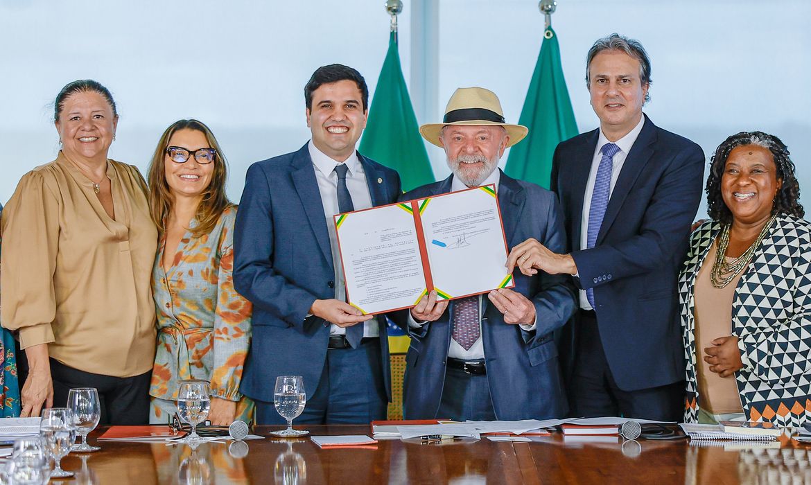 Medida vai entrar em vigor neste ano letivo. Foto: Ricardo Stuckert/PR